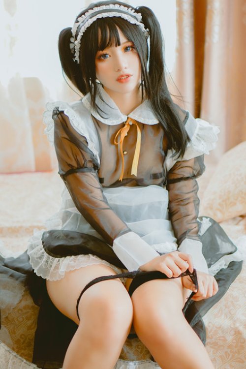 Chono Black Transparent Maid